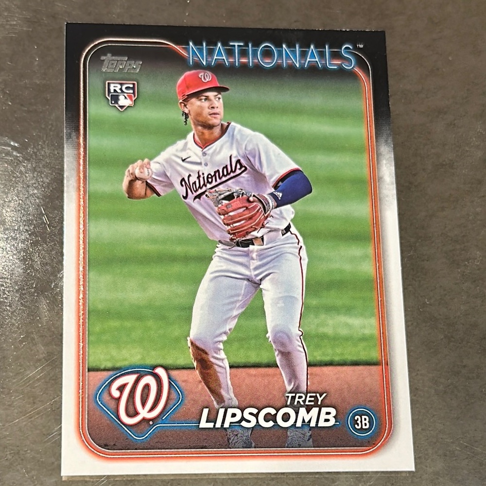 Topps White and Red Card Game Accessory